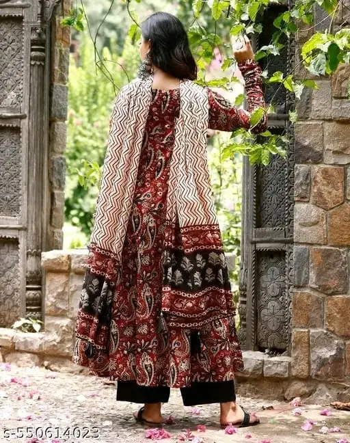 WhatsApp Image 2025-10-09 at 9.58.45 PM (2) Trending Kurti set, Kurti With Dupatta - Image 4